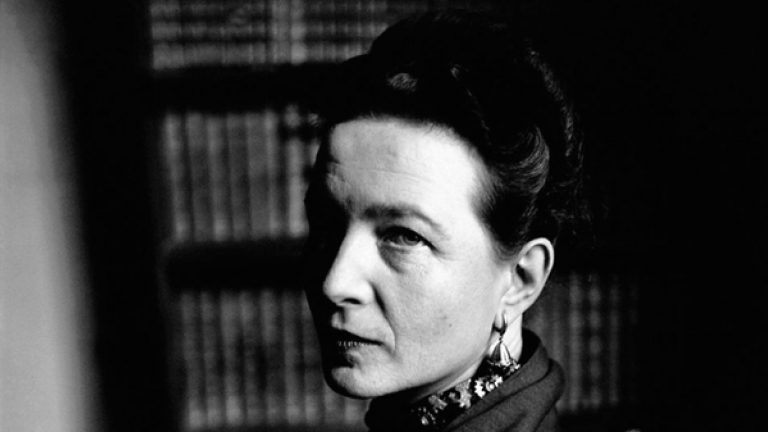Simone de Beauvoir: No se nace mujer, se llega a serlo