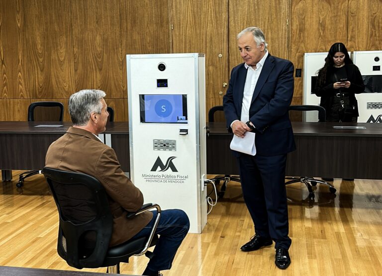 “La implementación de tótems de denuncias en nuestro departamento simplifica la vida de los ciudadanos”