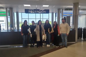 Profesores y alumnos de la Universidad de Congreso fueron recibidos por la Lic. Morado